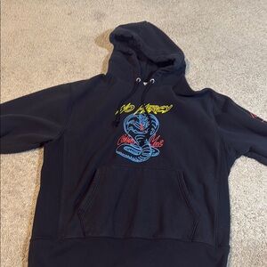 Champion Black and Blue Sweatshirts Athletic Casual